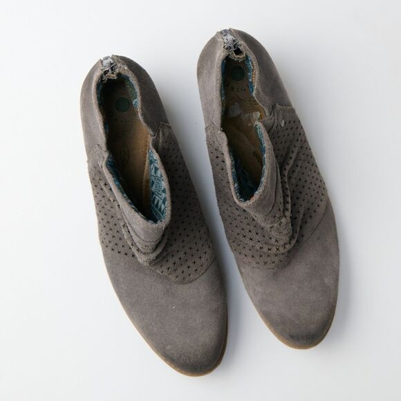 Earth Origins Oakland Amanda 2018F Women's US 12M Bootie Gray Suede Ankle Boots - Picture 3 of 5